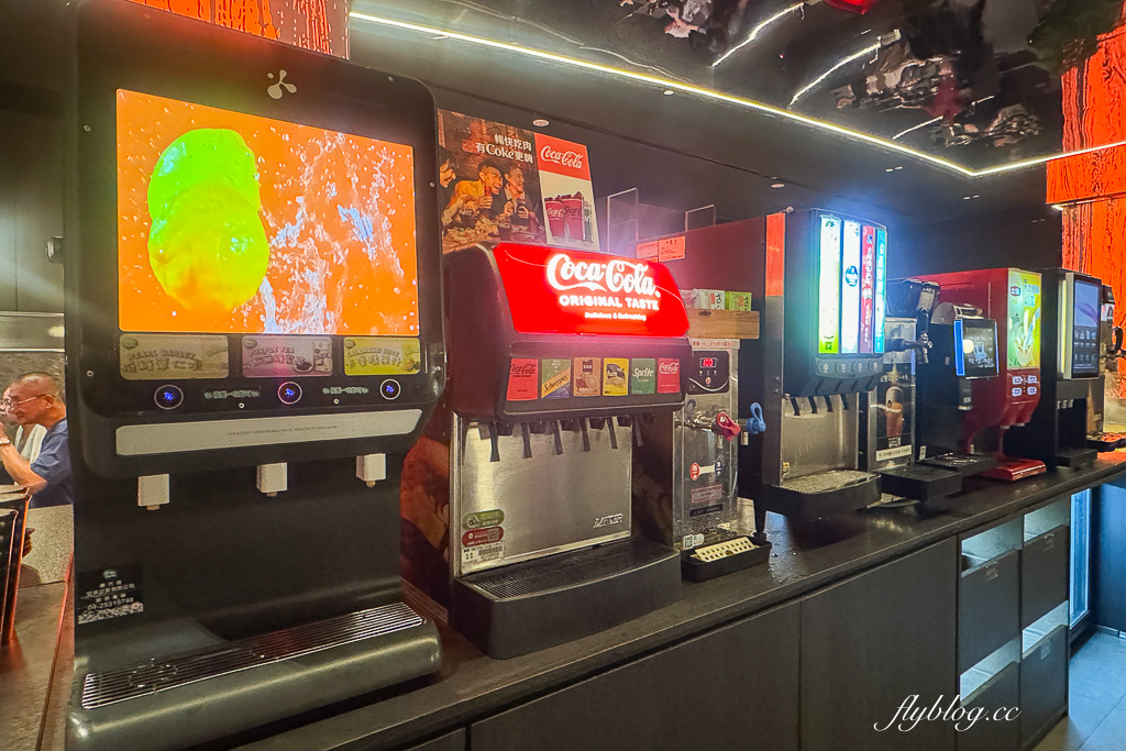 台中太平｜紅桧燒肉鍋物．蔬菜百匯火鍋吃到飽，啤酒清酒梅酒無限暢飲 @飛天璇的口袋