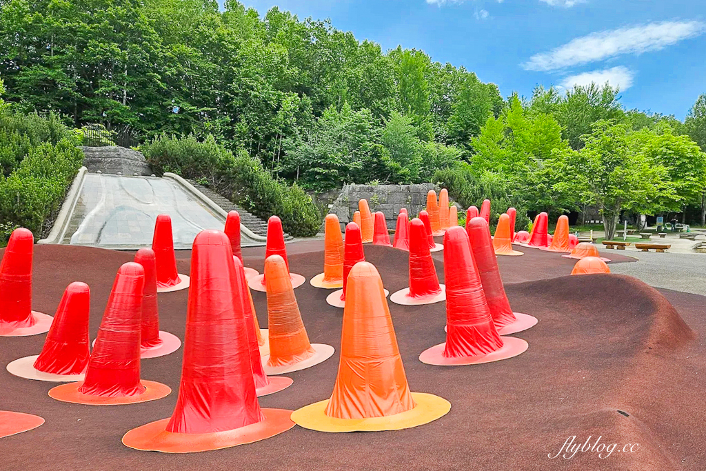 日本北海道｜國營瀧野鈴蘭丘陵公園．札幌親子旅遊景點，夏天賞花冬天玩雪 @飛天璇的口袋