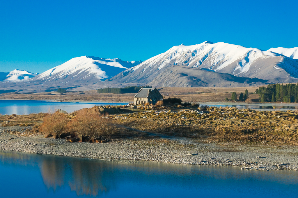 紐西蘭南島｜蒂卡波湖 Lake Tekapo．全球七大星空保護區，紐西蘭一級遺產牧羊人教堂 @飛天璇的口袋