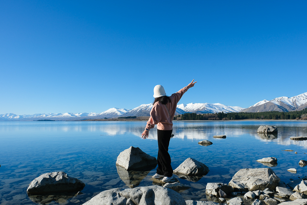 紐西蘭南島｜蒂卡波湖 Lake Tekapo．全球七大星空保護區，紐西蘭一級遺產牧羊人教堂 @飛天璇的口袋
