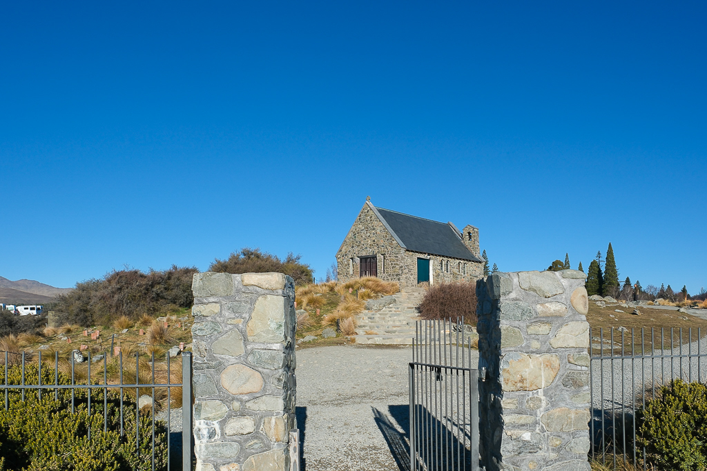 紐西蘭南島｜蒂卡波湖 Lake Tekapo．全球七大星空保護區，紐西蘭一級遺產牧羊人教堂 @飛天璇的口袋