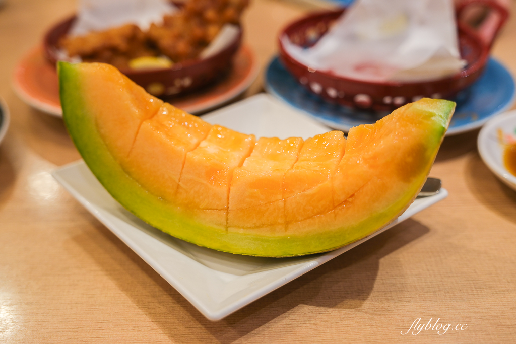 日本北海道｜迴轉壽司 Toriton 北8条光星店．札幌人氣迴轉壽司推薦，北海道海鮮產地直送 @飛天璇的口袋