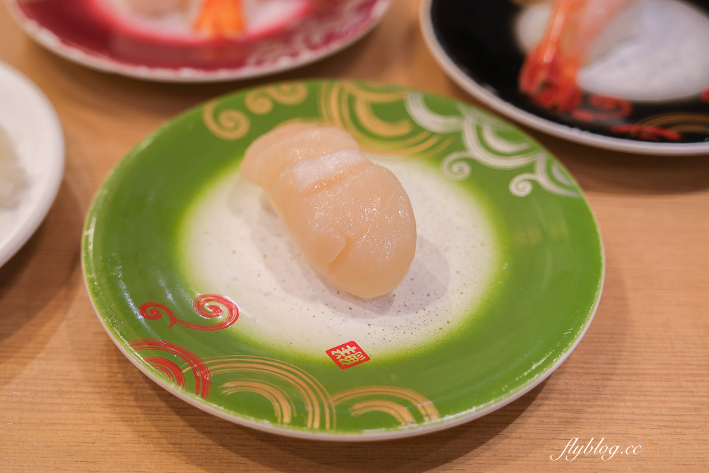 日本北海道｜迴轉壽司 Toriton 北8条光星店．札幌人氣迴轉壽司推薦，北海道海鮮產地直送 @飛天璇的口袋