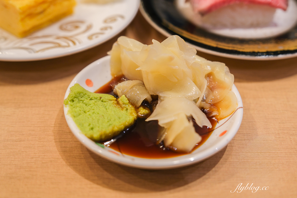 日本北海道｜迴轉壽司 Toriton 北8条光星店．札幌人氣迴轉壽司推薦，北海道海鮮產地直送 @飛天璇的口袋