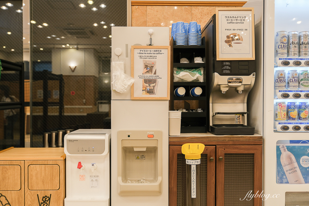 日本北海道｜東橫INN 北海道札幌站南口．札幌車站步行5分鐘，路口就是Seicomart便利商店 @飛天璇的口袋