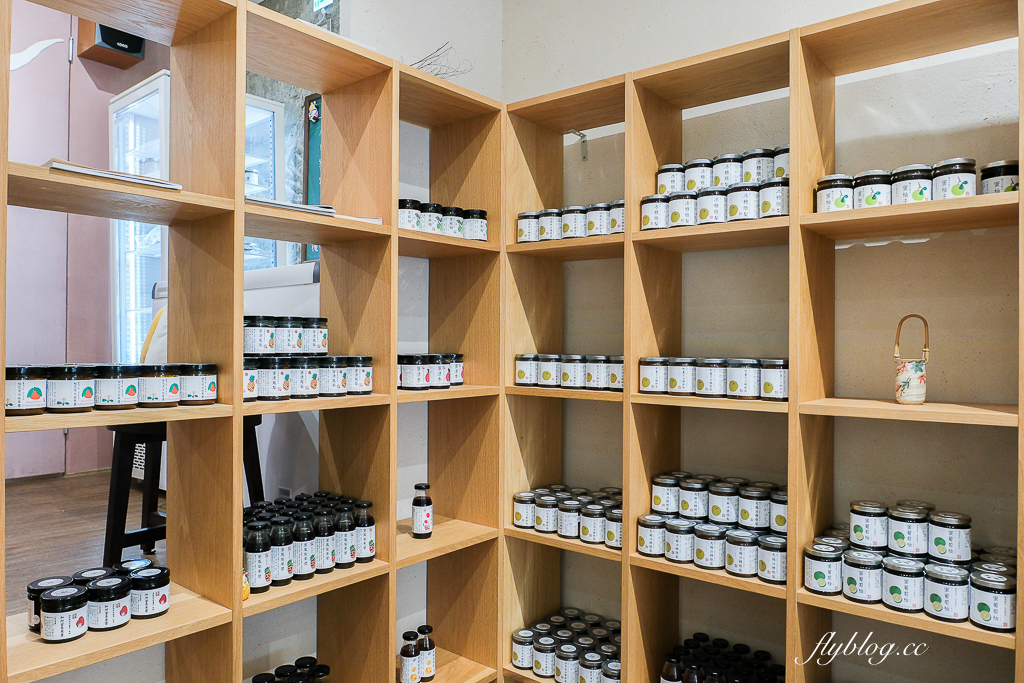 台中北區｜魚麗共同廚房．榮獲台灣500盤與米其林必指南推薦，以時令食材為主每個月更換菜單 @飛天璇的口袋