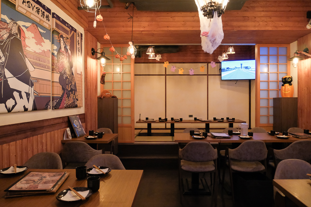 新北林口｜ABV日式居酒館．全台唯一日本稻草燒，超過300種全球精釀啤酒 @飛天璇的口袋