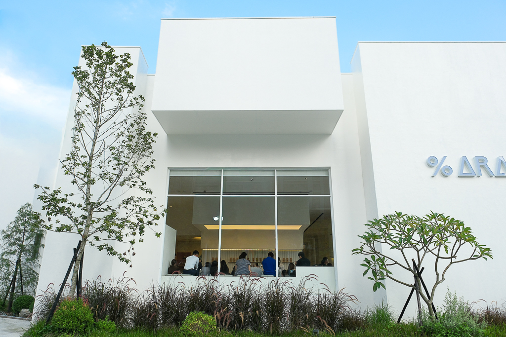 台中北屯｜％Arabica．日本人氣精品咖啡進駐台中，結合建案期間快閃9個月 @飛天璇的口袋