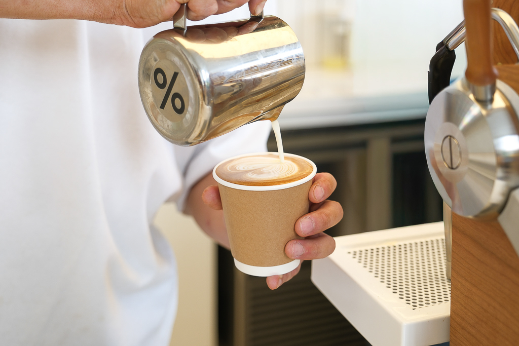 台中北屯｜％Arabica．日本人氣精品咖啡進駐台中，結合建案期間快閃9個月 @飛天璇的口袋