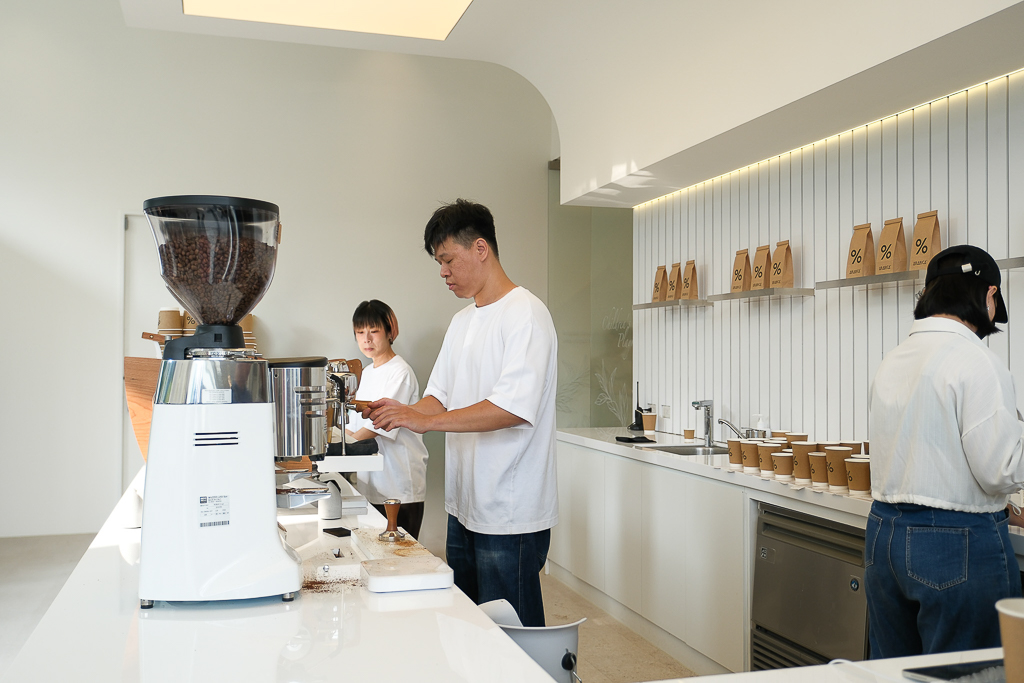 台中北屯｜％Arabica．日本人氣精品咖啡進駐台中，結合建案期間快閃9個月 @飛天璇的口袋