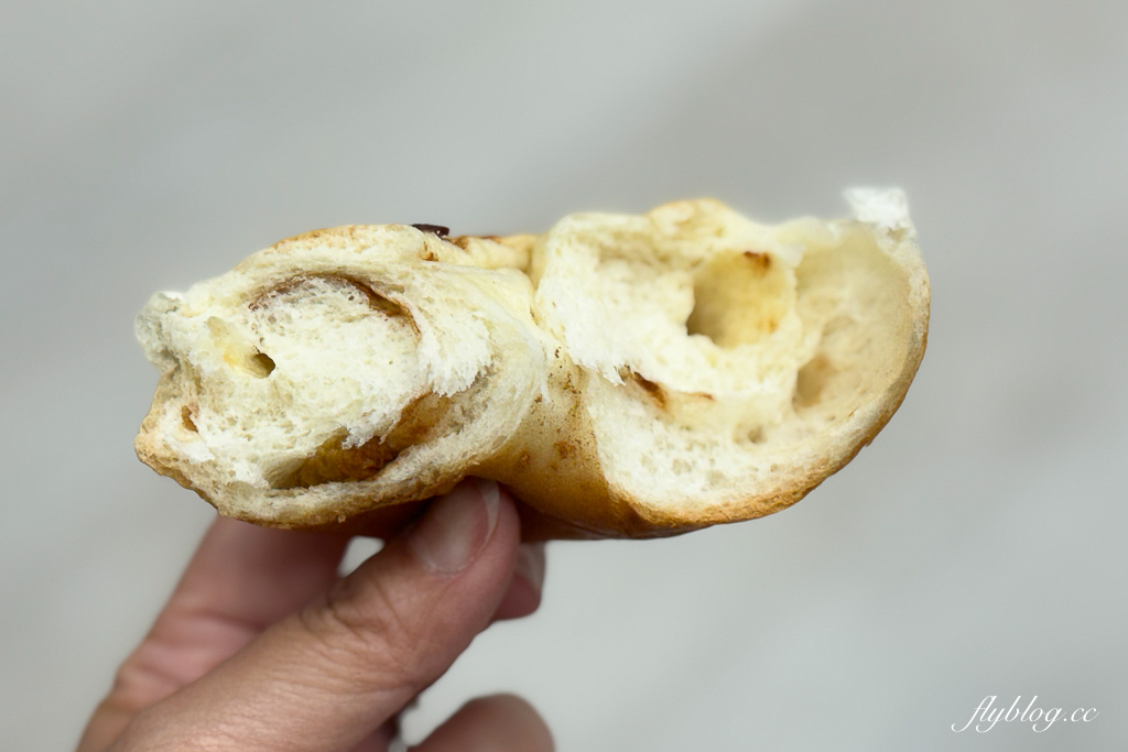 台中北屯｜可倫洛夫烘焙坊．網友推薦台中貝果，假日限定酸種麵包 @飛天璇的口袋