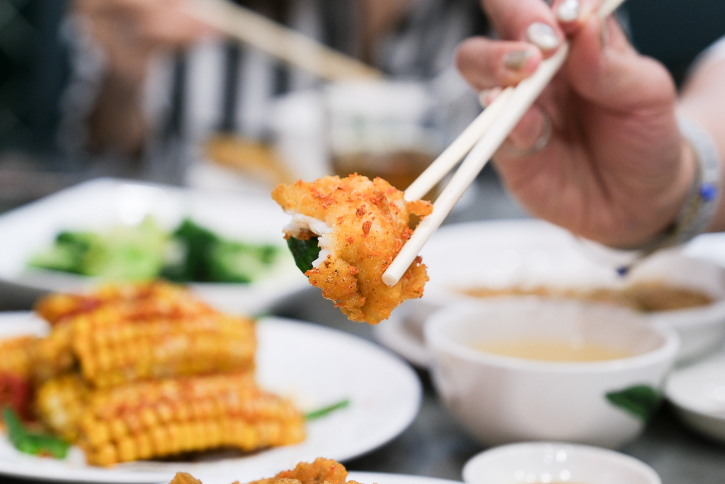 澳門氹仔｜肥仔文美食．遵循古法手打竹升麵，澳門宵夜美食水蟹粥 @飛天璇的口袋