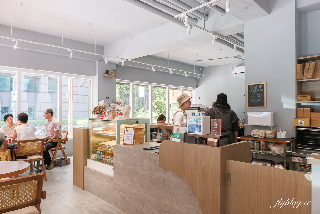 台北松山｜Fly Cafe．心中第一名的蒼蠅哥肉桂捲，台灣500甜推薦 @飛天璇的口袋