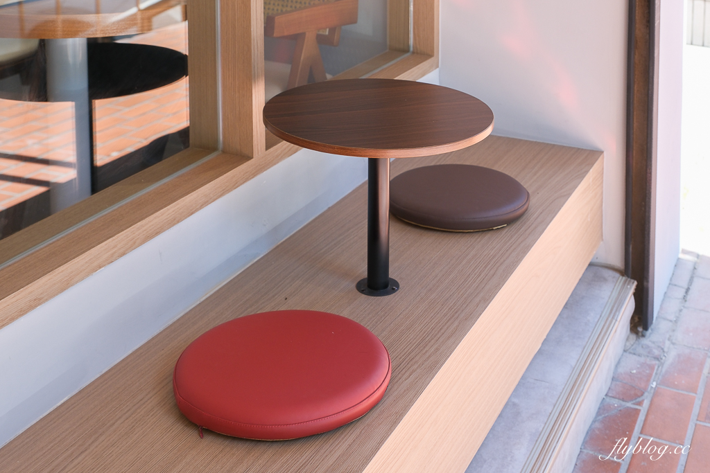 台北松山｜Fly Cafe．心中第一名的蒼蠅哥肉桂捲，台灣500甜推薦 @飛天璇的口袋