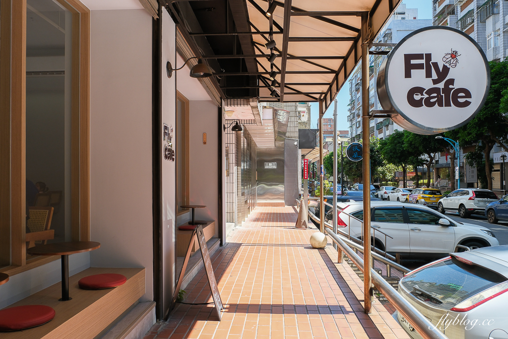 台北松山｜Fly Cafe．心中第一名的蒼蠅哥肉桂捲，台灣500甜推薦 @飛天璇的口袋