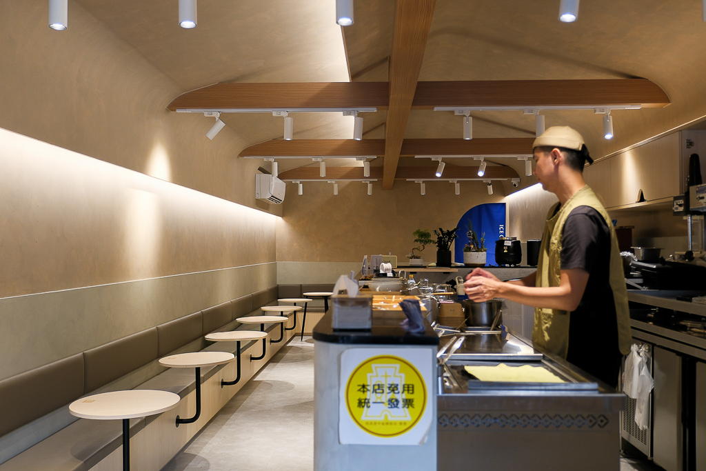 台中西區｜涼糧甜品 Ice Grain．好吃又有質感的冰店，兼具傳統與創新 @飛天璇的口袋