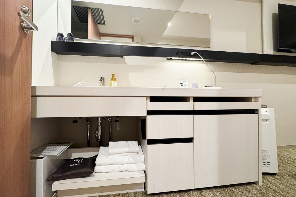 日本北海道｜JR INN札幌站南口．飯店附有大浴場，早餐配合彌生軒定食 @飛天璇的口袋