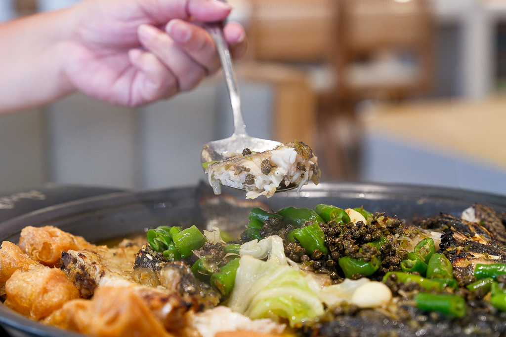 台中北區｜麻川川青花椒烤魚．100%正宗重慶風味，活魚現撈現煮香又辣 @飛天璇的口袋