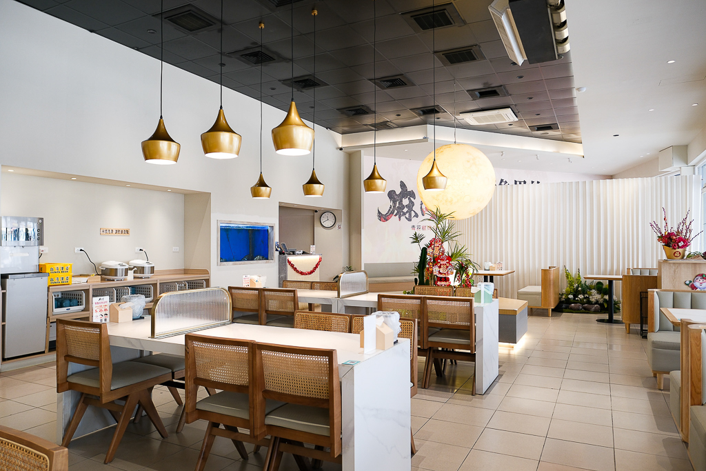 台中北區｜麻川川青花椒烤魚．100%正宗重慶風味，活魚現撈現煮香又辣 @飛天璇的口袋