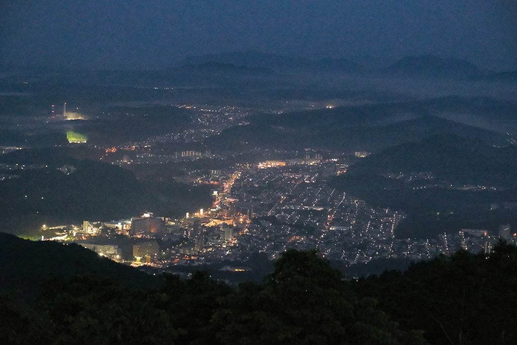 日本北海道｜藻岩山夜景．日本新三大夜景之一，札幌市區到纜車站交通方式 @飛天璇的口袋