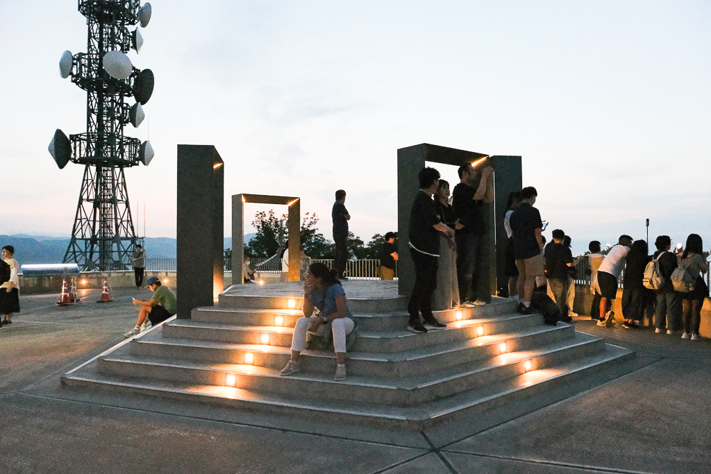 日本北海道｜藻岩山夜景．日本新三大夜景之一，札幌市區到纜車站交通方式 @飛天璇的口袋