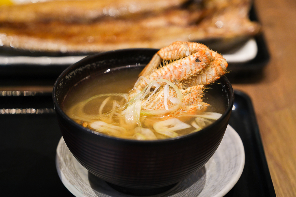 日本北海道｜大磯3号店．札幌二条市場必吃美食，早餐從一碗海鮮丼開始 @飛天璇的口袋