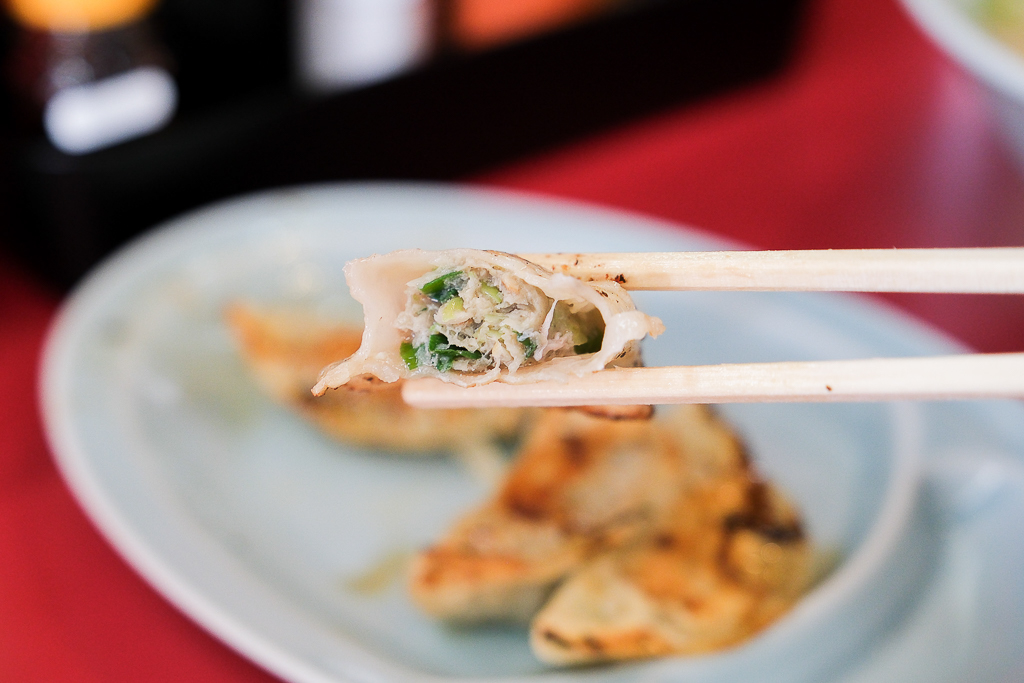 日本北海道｜旭川拉麵村 梅光軒．榮獲旭川拉麵大賞，米其林指南推薦拉麵 @飛天璇的口袋