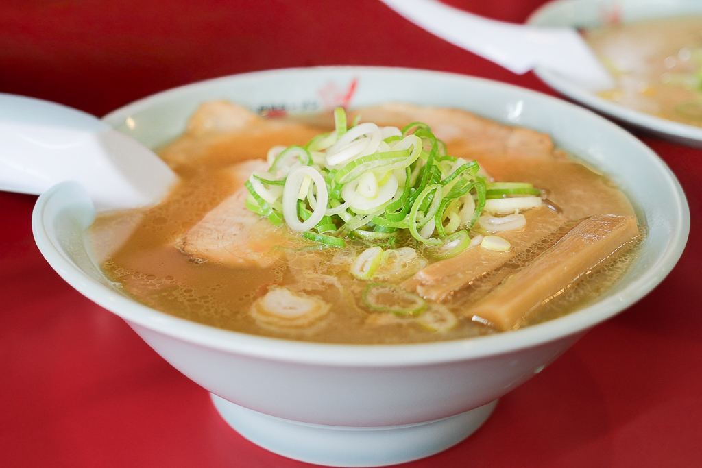 日本北海道｜旭川拉麵村 梅光軒．榮獲旭川拉麵大賞，米其林指南推薦拉麵 @飛天璇的口袋