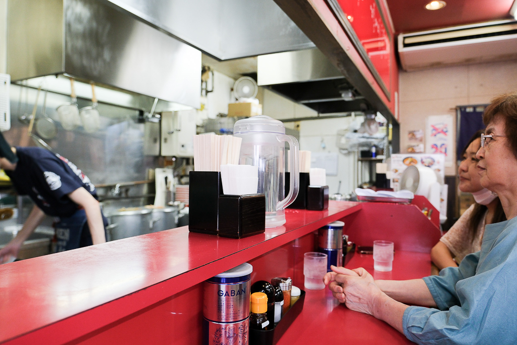 日本北海道｜旭川拉麵村 梅光軒．榮獲旭川拉麵大賞，米其林指南推薦拉麵 @飛天璇的口袋