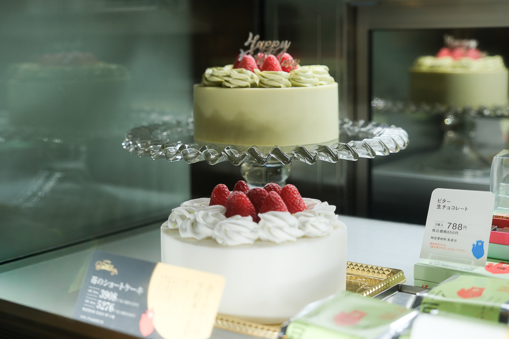 日本北海道｜佐藤堂．札幌深夜版排隊甜點，超好吃的芭菲和蛋糕 @飛天璇的口袋