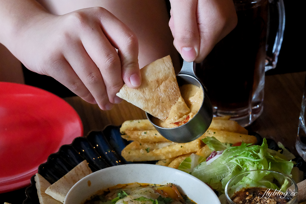 台中西區｜ABV地中海餐酒館．發現台中超奢華早午餐，全台唯一700種啤酒走廊 @飛天璇的口袋