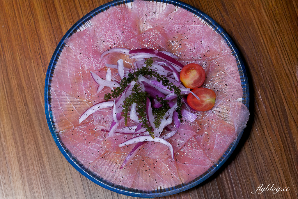 台中西區｜ABV地中海餐酒館．發現台中超奢華早午餐，全台唯一700種啤酒走廊 @飛天璇的口袋