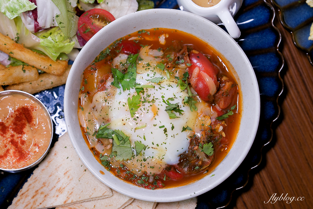 台中西區｜ABV地中海餐酒館．發現台中超奢華早午餐，全台唯一700種啤酒走廊 @飛天璇的口袋
