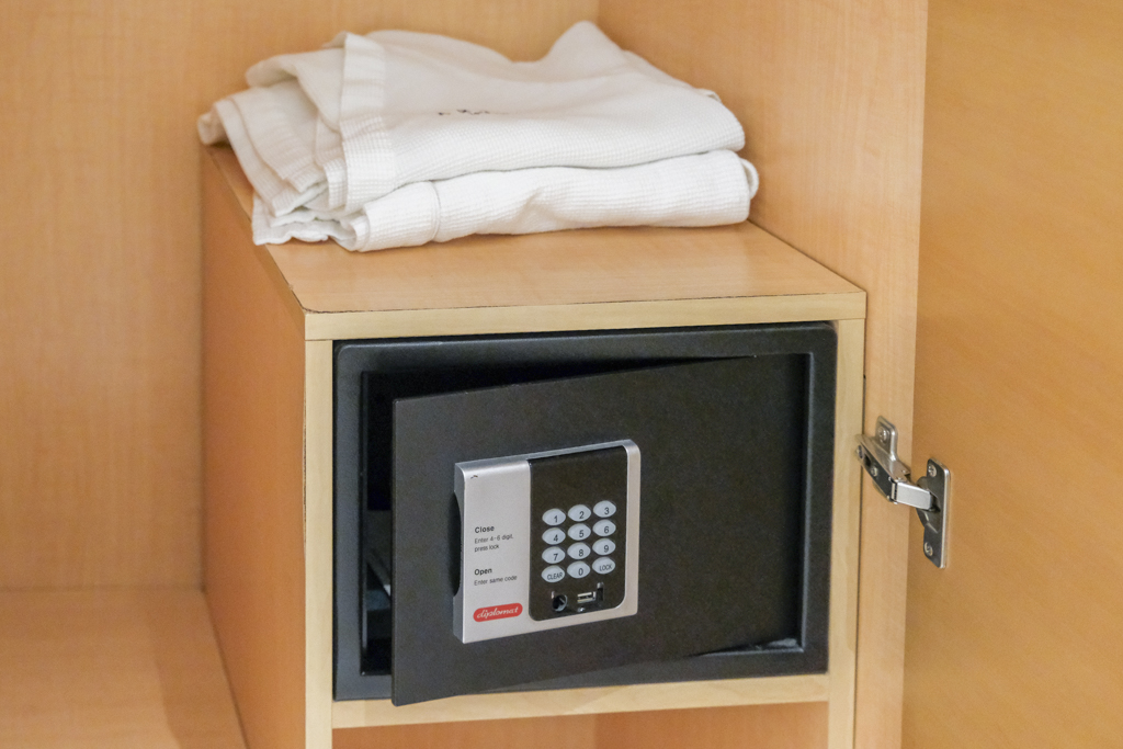 韓國釜山｜阿班飯店 Arban Hotel．西面商圈鬧區飯店，一晚只要1000多元台幣，走路就到CS25和7-11 @飛天璇的口袋