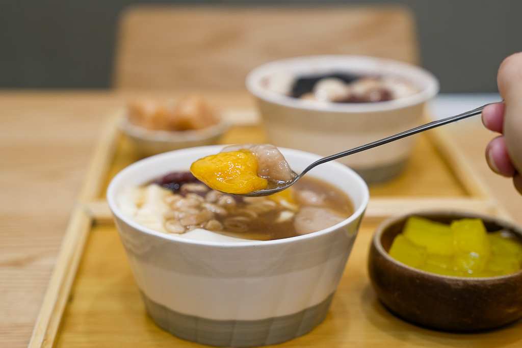 【嘉良冰鎮】冬季甜品上市了！紅豆湯圓、燒仙草、手工豆花，暖心一整個冬天 @飛天璇的口袋