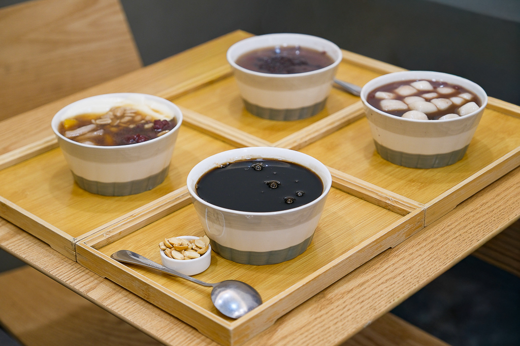 【嘉良冰鎮】冬季甜品上市了！紅豆湯圓、燒仙草、手工豆花，暖心一整個冬天 @飛天璇的口袋