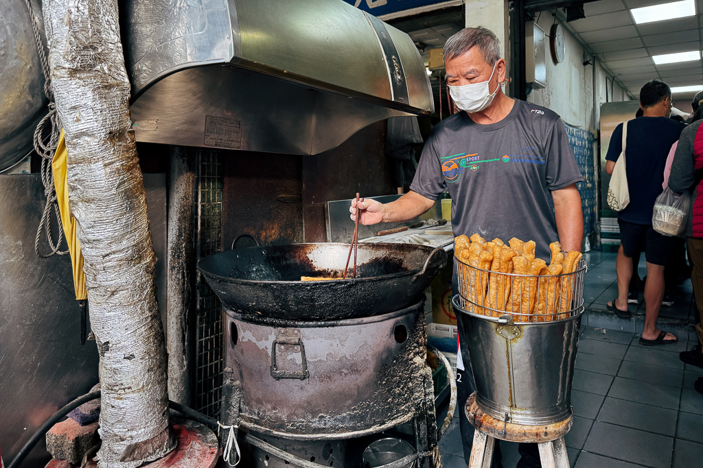 台中西屯|集瀧塘豆漿.水湳市場傳統早餐店,各式中式麵食都吃得到 @飛天璇的口袋 台中西屯|集瀧塘豆漿.水湳市場傳統早餐店,各式中式麵食都吃得到 @飛天璇的口袋