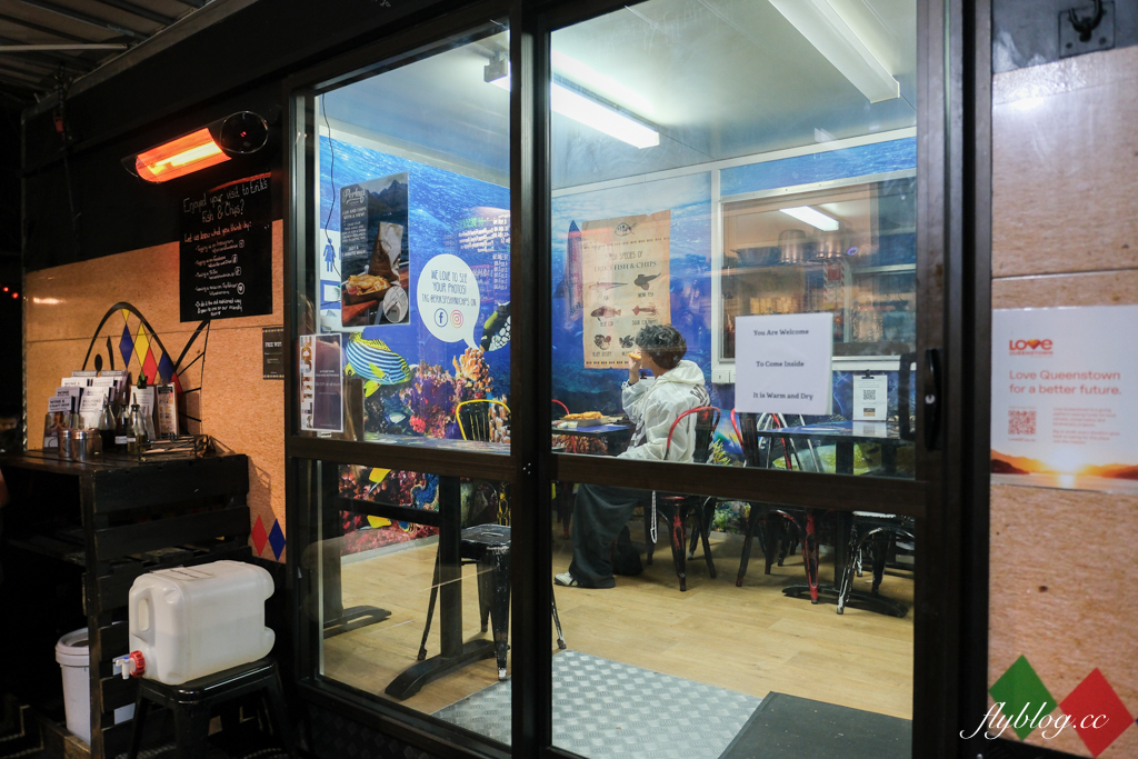 紐西蘭南島｜Erik’s Fish and Chips．皇后鎮最強的炸魚薯條，隱藏巷子裡的人氣美食 @飛天璇的口袋