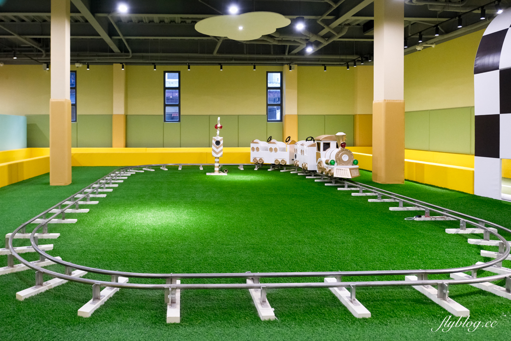 南投漁池｜魯魯札札咖啡親子館．日月潭最大親子餐廳，暢遊12大主題遊戲區 @飛天璇的口袋