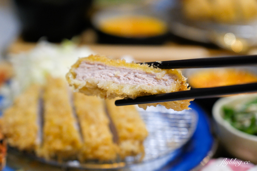 台中北屯｜思鄉漁豚．澎湖人在台中的家鄉味，霸氣的海鮮咖哩定食套餐 @飛天璇的口袋