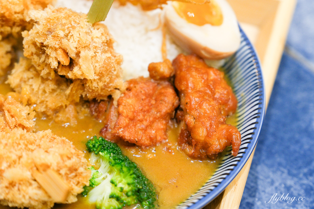 台中北屯｜思鄉漁豚．澎湖人在台中的家鄉味，霸氣的海鮮咖哩定食套餐 @飛天璇的口袋