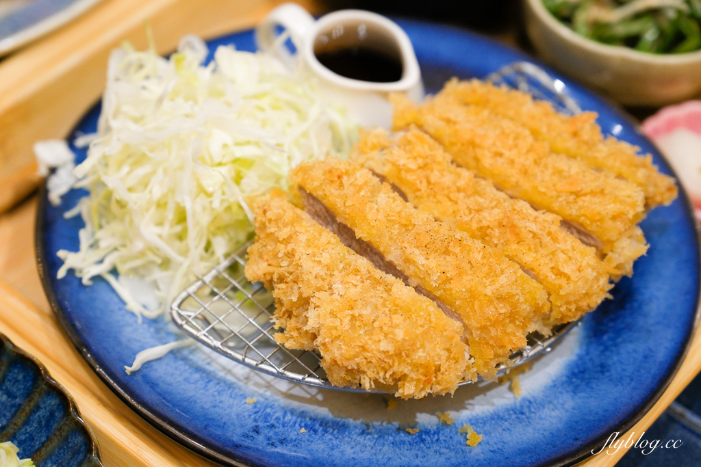 台中北屯｜思鄉漁豚．澎湖人在台中的家鄉味，霸氣的海鮮咖哩定食套餐 @飛天璇的口袋