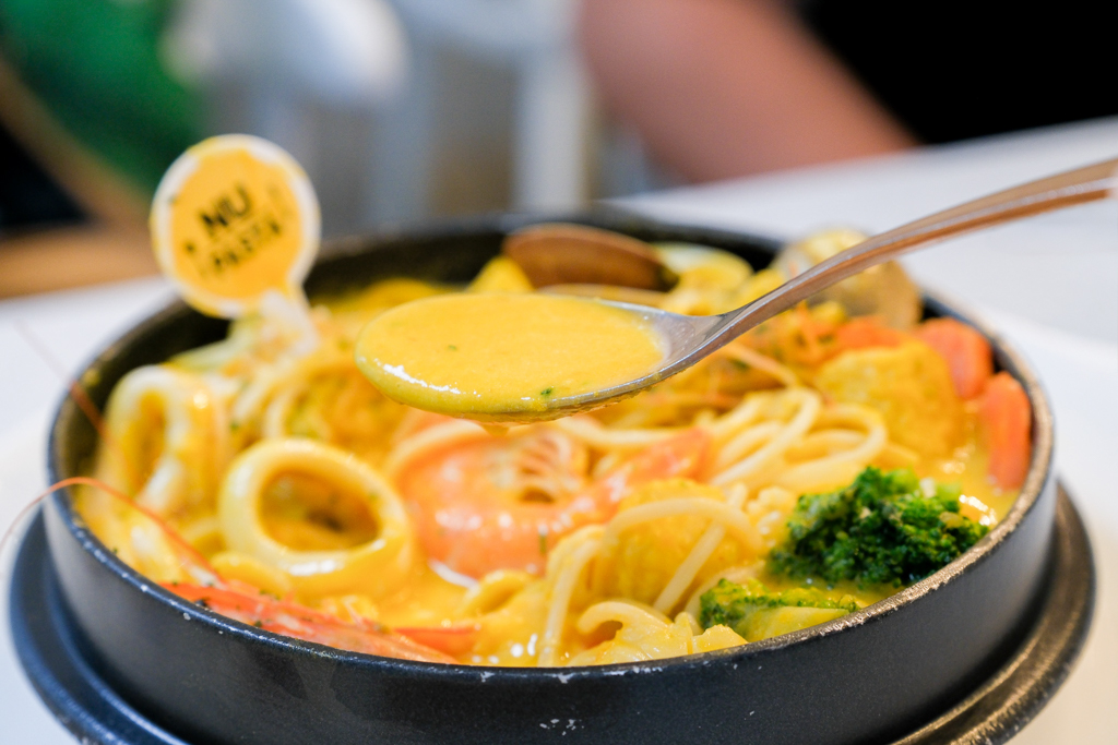 台中北屯｜NU PASTA．與鮮乳坊跨界合作，攜手推出6款莊園級鮮乳義式湯麵系列 @飛天璇的口袋
