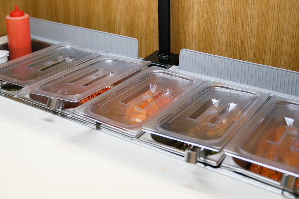 韓國釜山｜機張末家鮑魚粥 日光店．超浮誇的海鮮饗宴，釜山鮮美好吃的鮑魚粥 @飛天璇的口袋