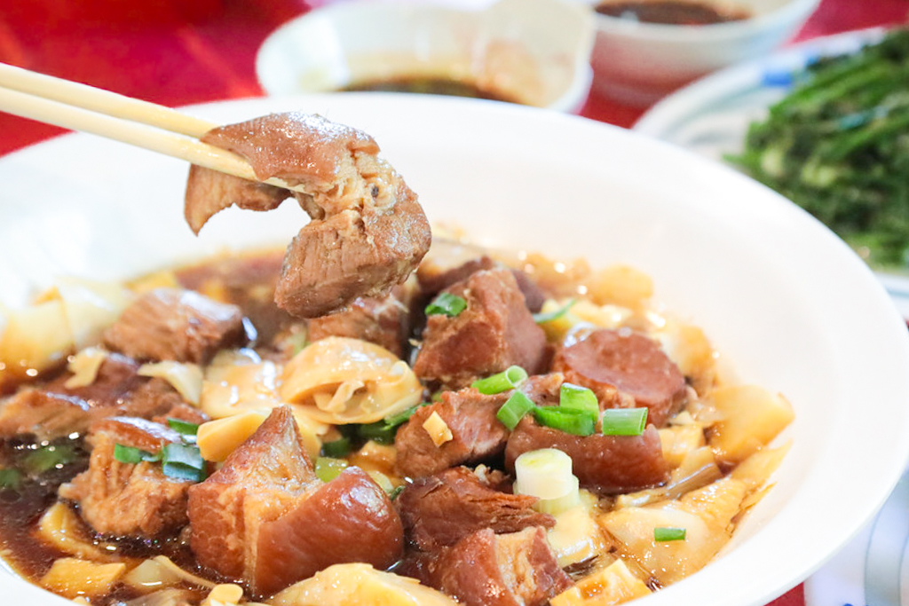 苗栗頭份｜永昇客家小館．一桌2500不到還打包，餐點份量多CP值高，白飯免費吃到飽 @飛天璇的口袋