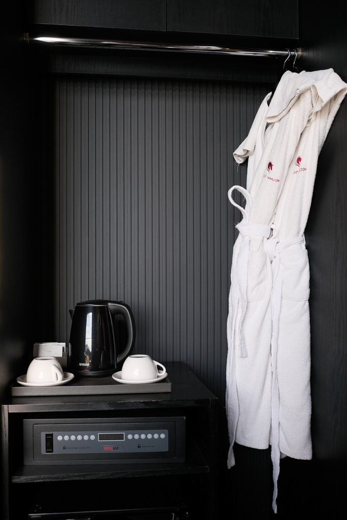 韓國釜山｜最佳路易斯漢米爾頓飯店海洋露台 Best Louis Hamilton Hotel Ocean Terrace．房間就可以看到機張超美海景，早餐還有海帶湯和鮑魚粥 @飛天璇的口袋