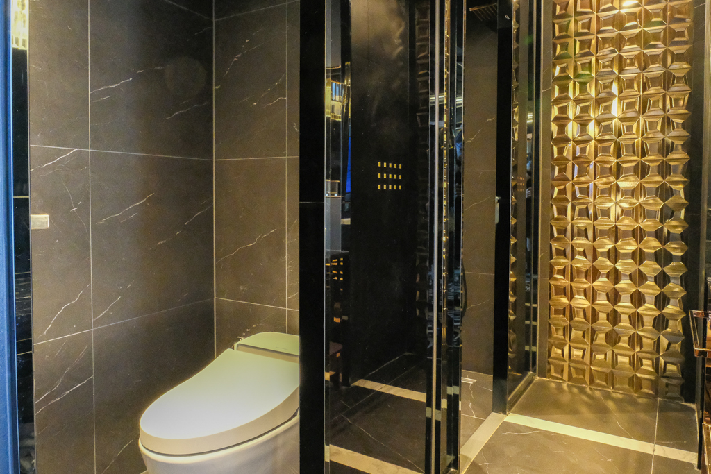 韓國釜山｜最佳路易斯漢米爾頓飯店海洋露台 Best Louis Hamilton Hotel Ocean Terrace．房間就可以看到機張超美海景，早餐還有海帶湯和鮑魚粥 @飛天璇的口袋