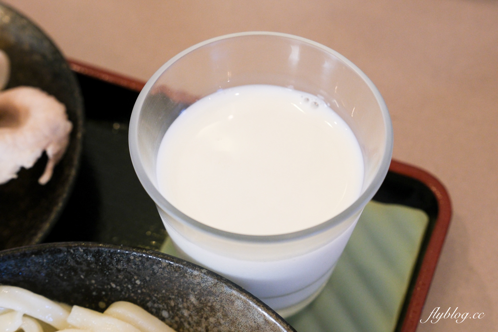 日本北海道｜大丸 だいまる．美瑛人氣炸豬排餐廳，兩個人用餐500台幣有找 @飛天璇的口袋