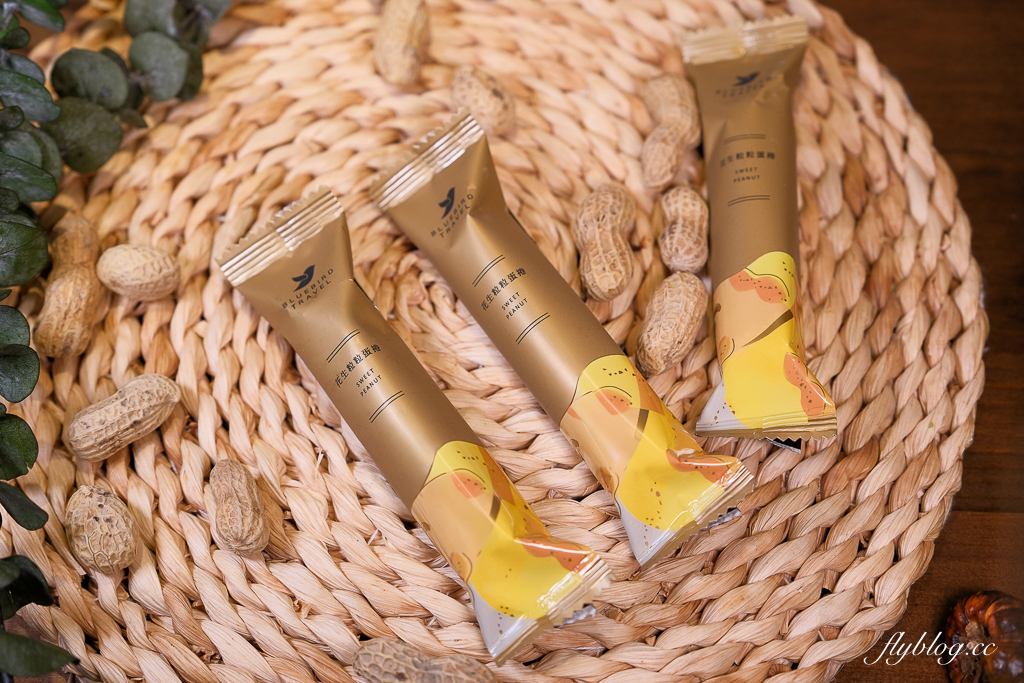 【青鳥旅行】人氣灌餡蛋捲禮盒，台中十大伴手禮金口碑獎，2026新春禮盒上市 @飛天璇的口袋