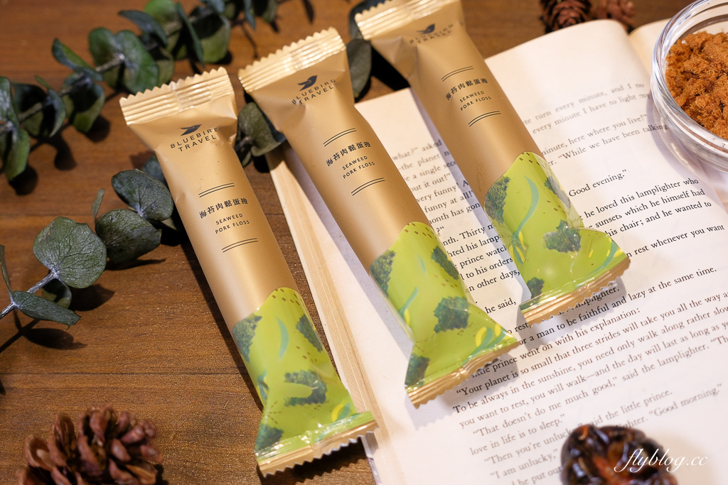 【青鳥旅行】人氣灌餡蛋捲禮盒，台中十大伴手禮金口碑獎，2026新春禮盒上市 @飛天璇的口袋